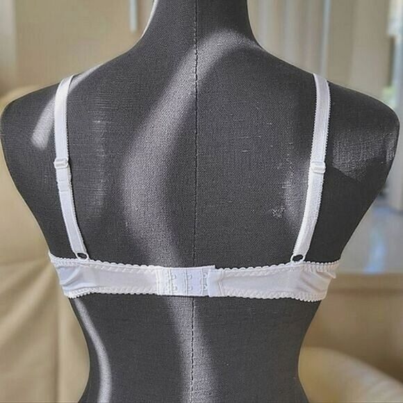 Triumph white floral lace underwire lined unpadded bra 38C - Picture 4 of 16